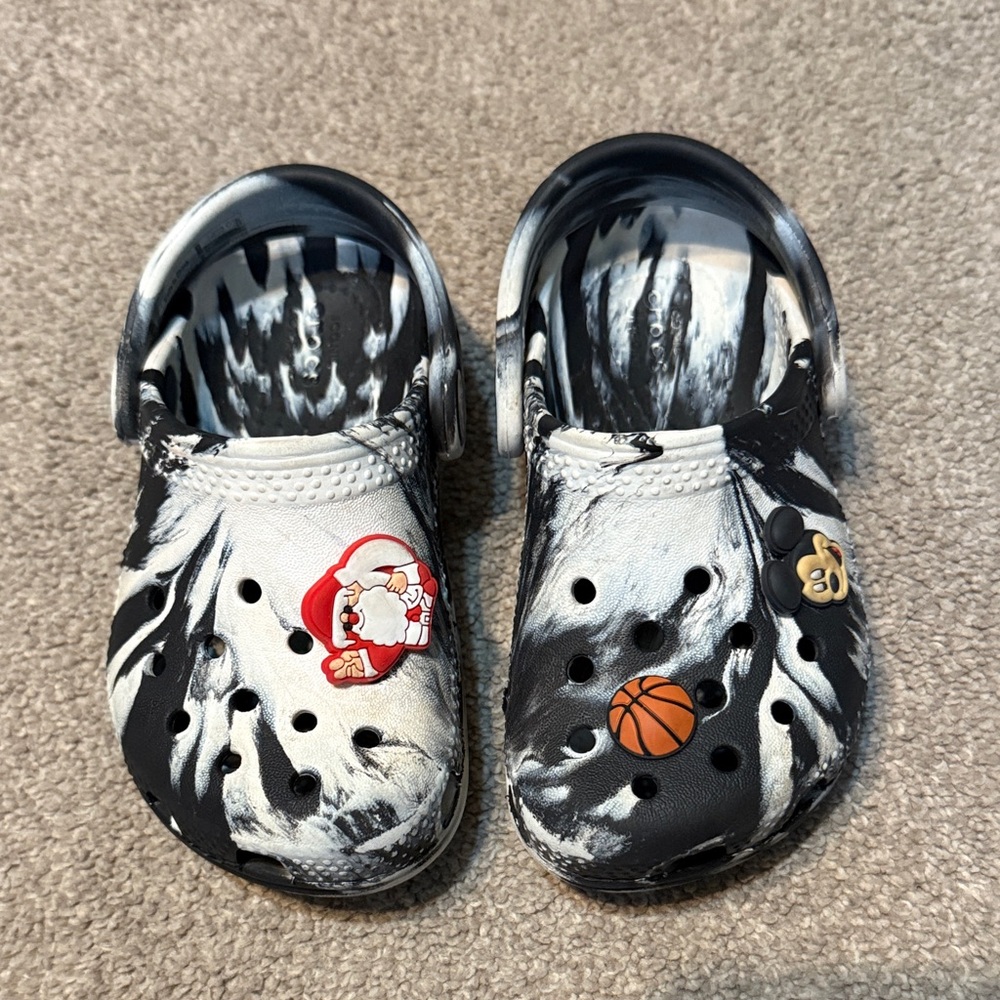 Crocs Black White Marble Slip On Clogs Size 7C